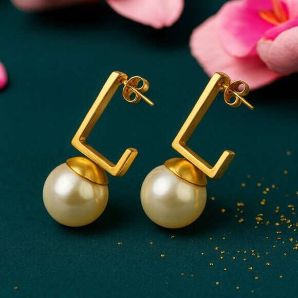 🆕️ Modern Classic Elegance: 18K Gold Plated Stainless Steel Pearl Drop Earrings - Picture 7 of 10